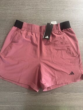 Adidas Men’s Axis Woven 4.0 Training Shorts Size M 5” Inseam Aeroready Crimson